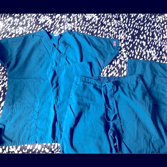 Cherokee Scrubs Small Caribbean Blue - Picture 1 of 3